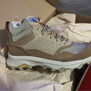 Women’s Beige Sneakers